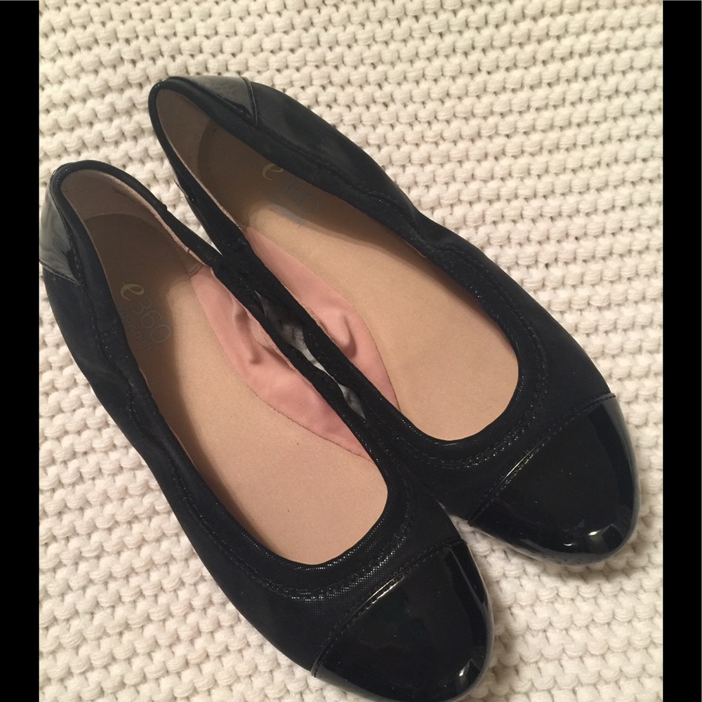 Woman’s flats